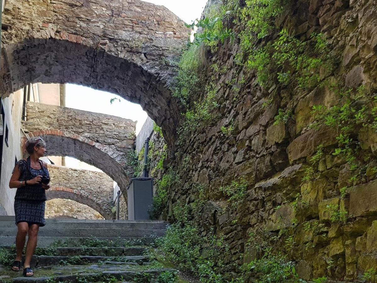 מונטרוסו אל מארה Santuario Ns Soviore Cinque Terre מראה חיצוני תמונה