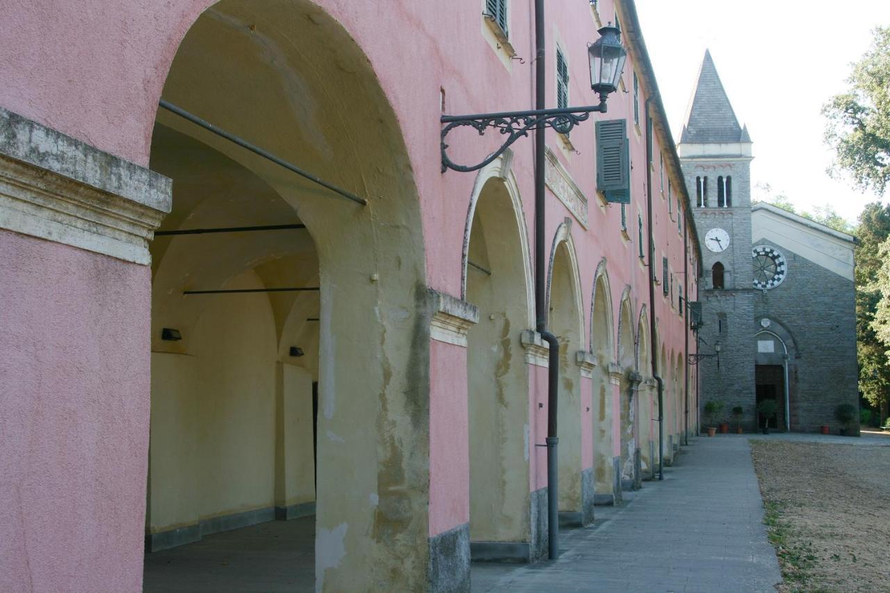 מונטרוסו אל מארה Santuario Ns Soviore Cinque Terre מראה חיצוני תמונה